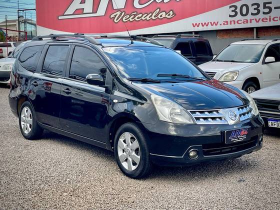 NISSAN LIVINA 1.8 SL 16V FLEX 4P AUTOMÁTICO NISSAN LIVINA 1.8 SL 16V FLEX 4P AUTOMÁTICO